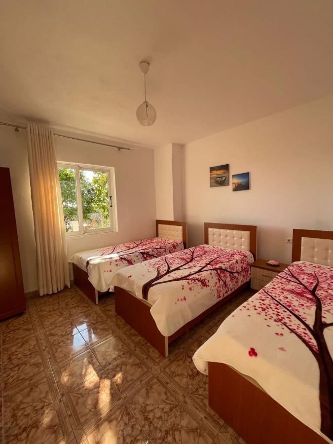 Villa Eden Breeze 2 Bedroom Apartment Sarandë Esterno foto